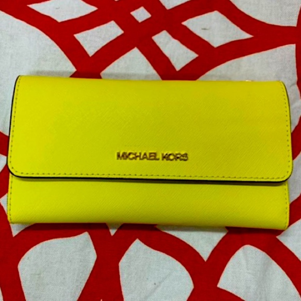 Michael Kors Sunshine wallet